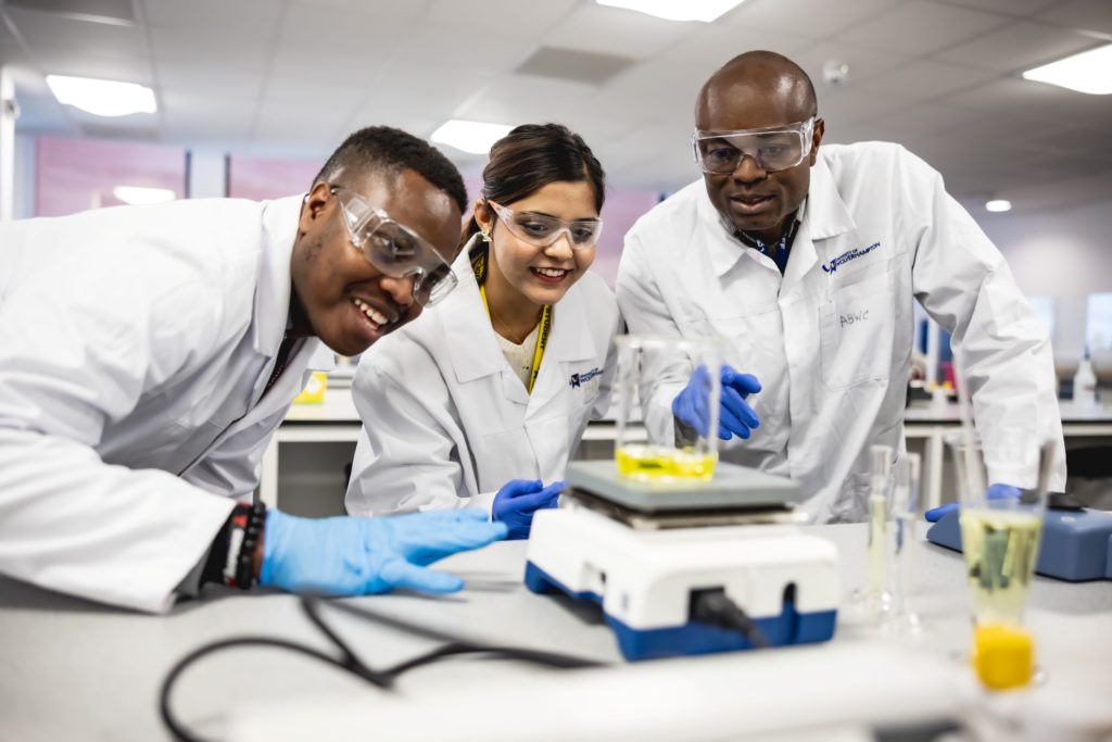 Pharmacy lab class.